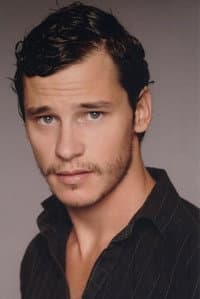 Nicolas Giraud in Taken